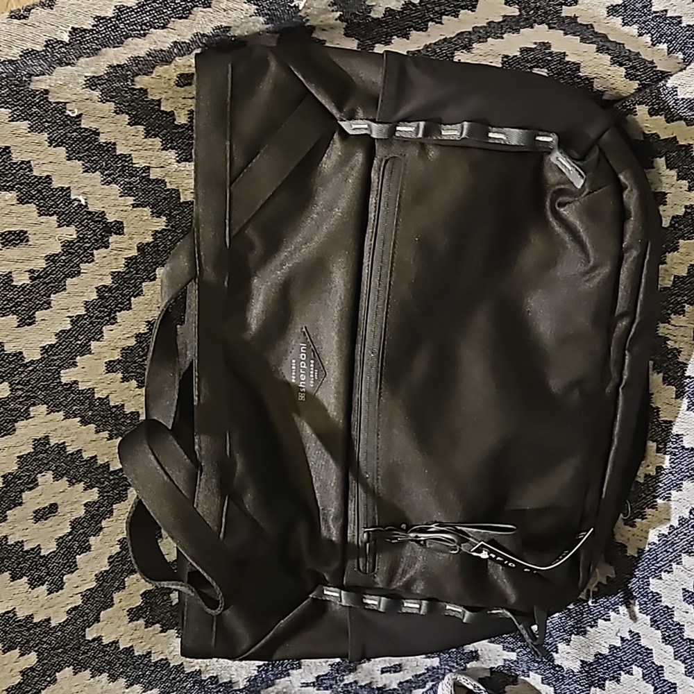Sherpani Tride Travel Tote NWT